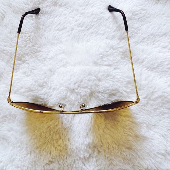 Elsie Gold Polarized Aviator Classic Sunglasses - Picture 4 of 9